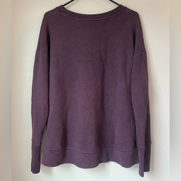 Athleta Coaster Luxe Waffle Sweatshirt Plum Oversized Cozy Athleisure L Chic - Picture 4 of 4